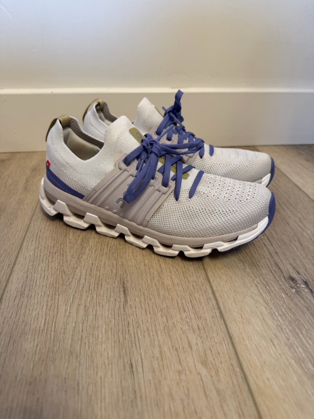 On Cloud Women's Cloudswift 3 Athletic Shoes - White with Blue